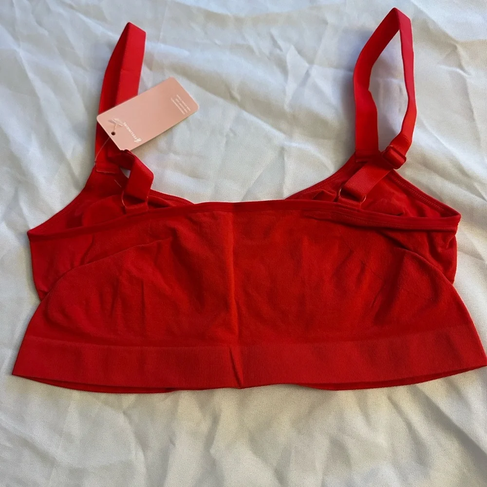 Feelingirl seamless wireless color red size XXL NWT - Picture 4 of 5